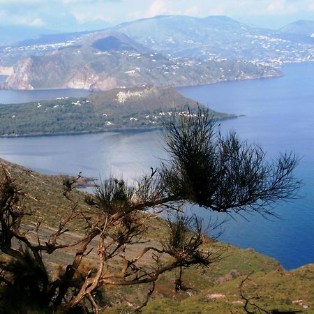 Hotel Conti Vulcano  Esterno foto