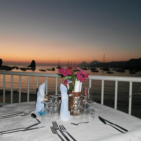 Hotel Conti Vulcano  Esterno foto