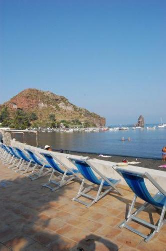 Hotel Conti Vulcano  Esterno foto